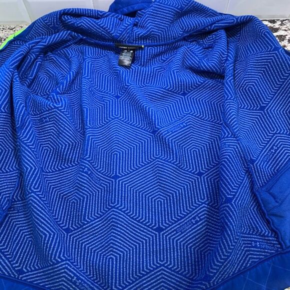 Under Armour Zip Up sweatshirt - Picture 9 of 11